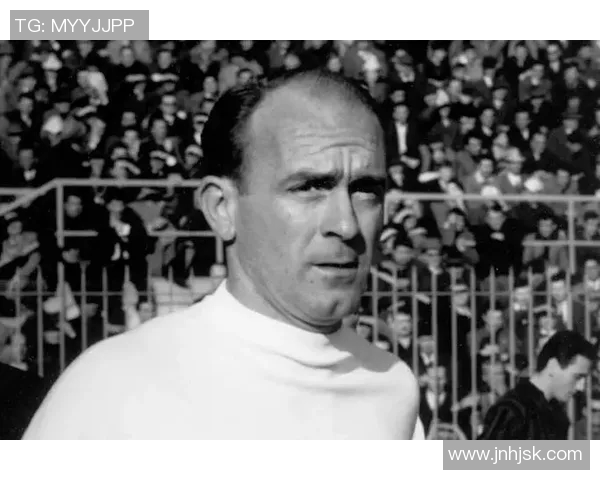 前苏联足球明星的辉煌历史与传奇故事探秘 前苏联足球明星的辉煌历史与传奇故事探秘