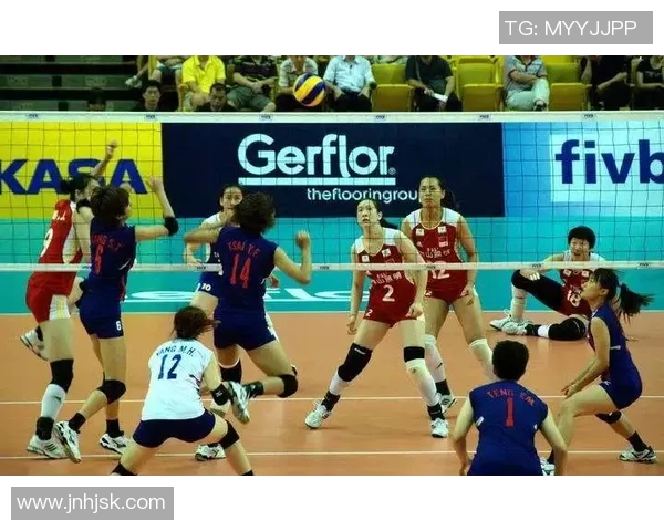 南京排球队在邀请赛中的战术表现分析与点评探讨