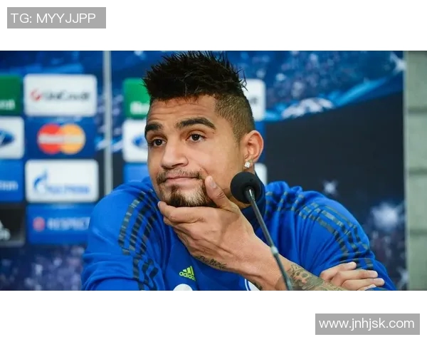 土耳其足球明星男士发型大揭秘时尚潮流引领者