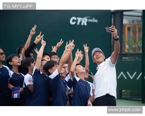 广州网球队的崛起与辉煌背后：网球巨献的力量与精神探秘