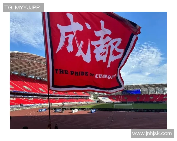 成都足球队的速度变革引发热议推动城市足球新发展与未来展望 成都足球队的速度变革引发热议推动城市足球新发展与未来展望