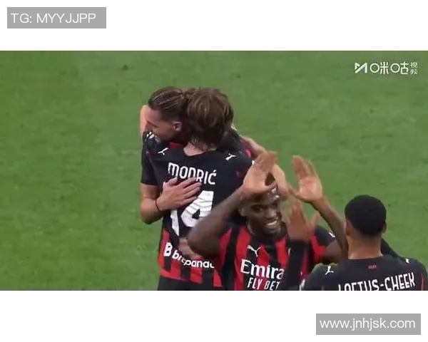 护送足球明星的精彩瞬间视频素材分享与解析